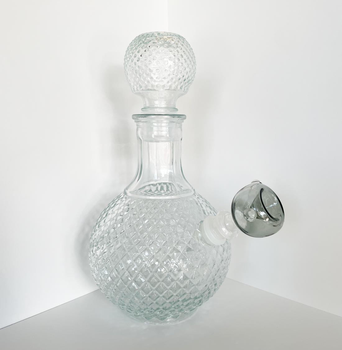 7.5 inch tall vintage style whiskey decanter bong with matching mouthpiece gasket bliss shop chicago