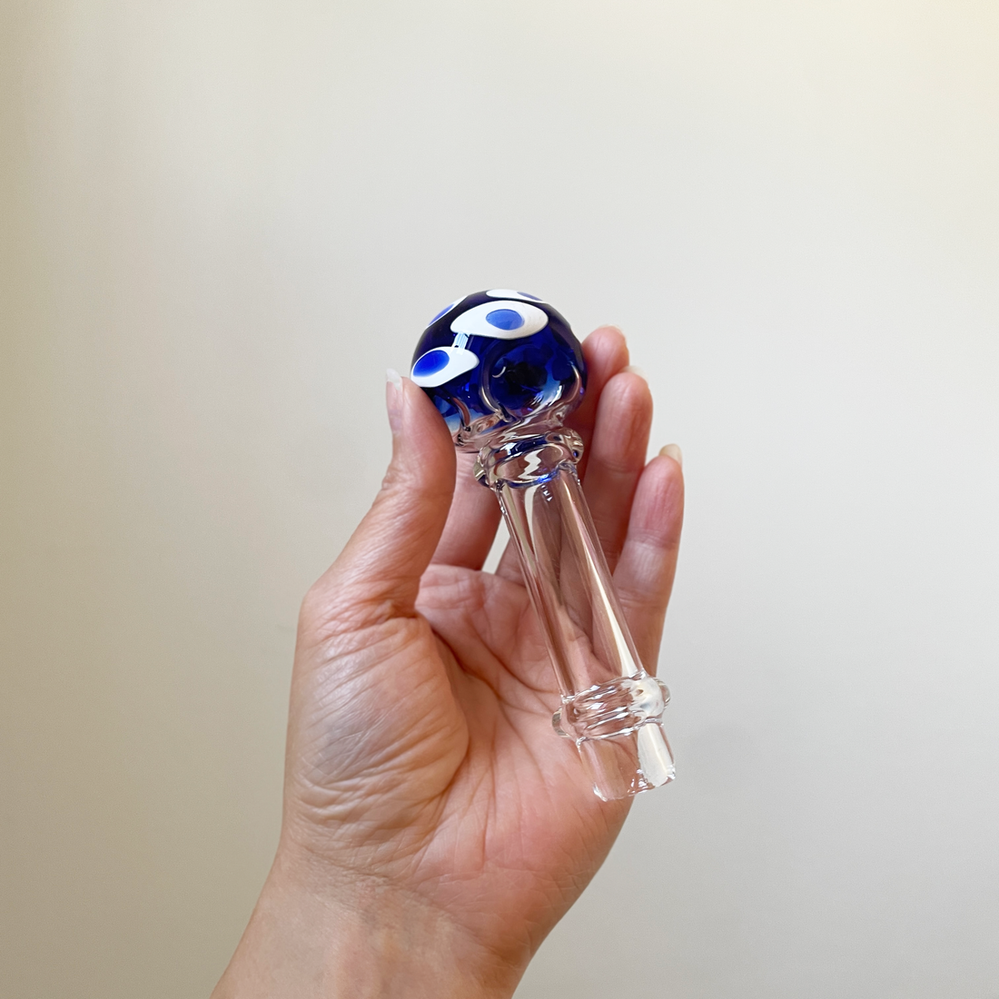 ohio valley high 4.5 inch borosilicate spoon pipe with sapphire blue bowl with white spot design bliss shop chicago